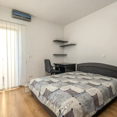 Apartment In With House Sea View Crikvenica